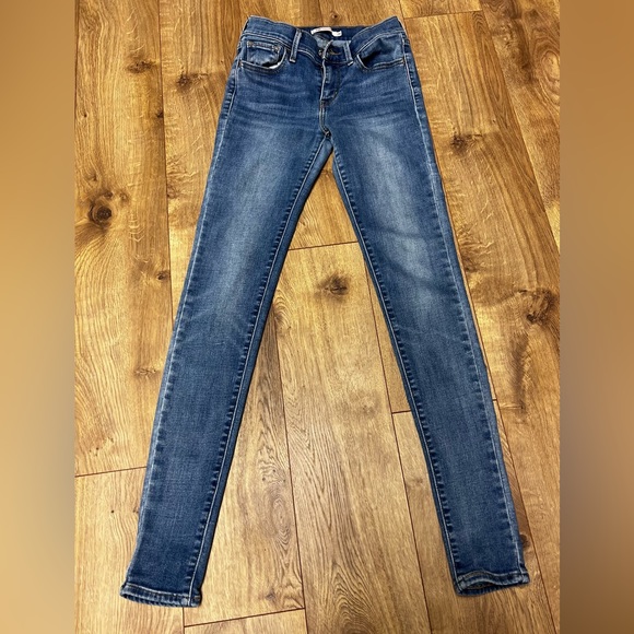 Levi’s 710 Super Skinny - Picture 2 of 6